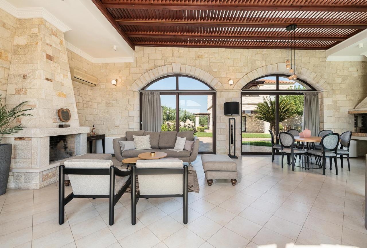 Caldera Platanias Villa *